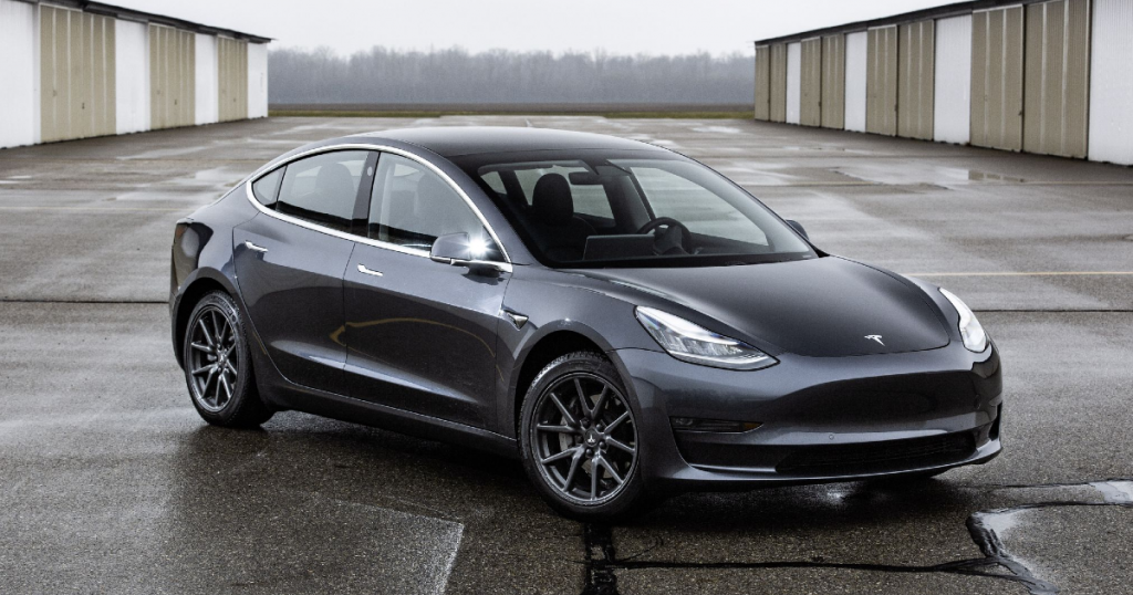 Anvelope destinate vehiculelor electrice Tesla Model 3